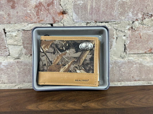 Camo bifold