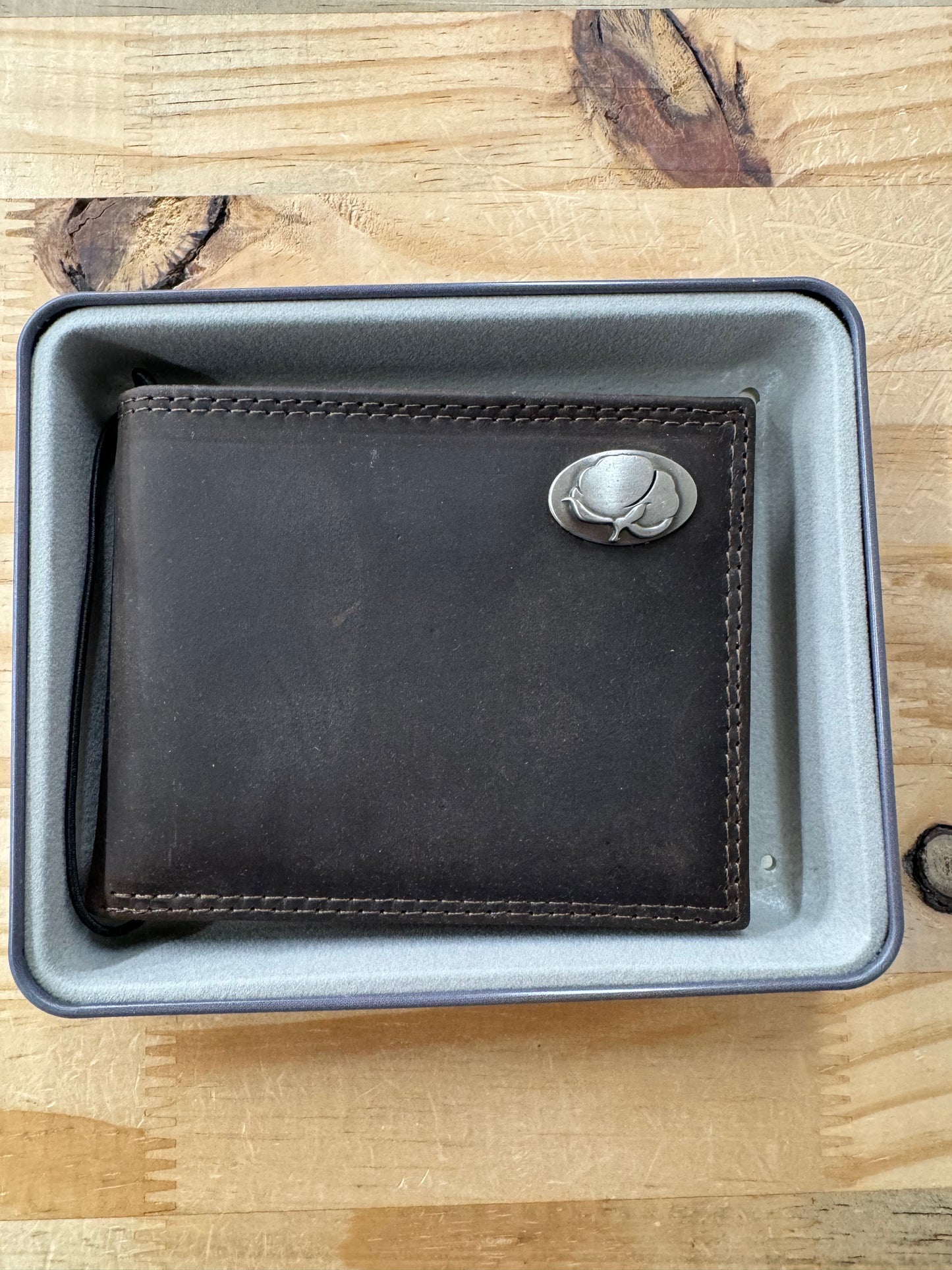 Asst Bifold wallet
